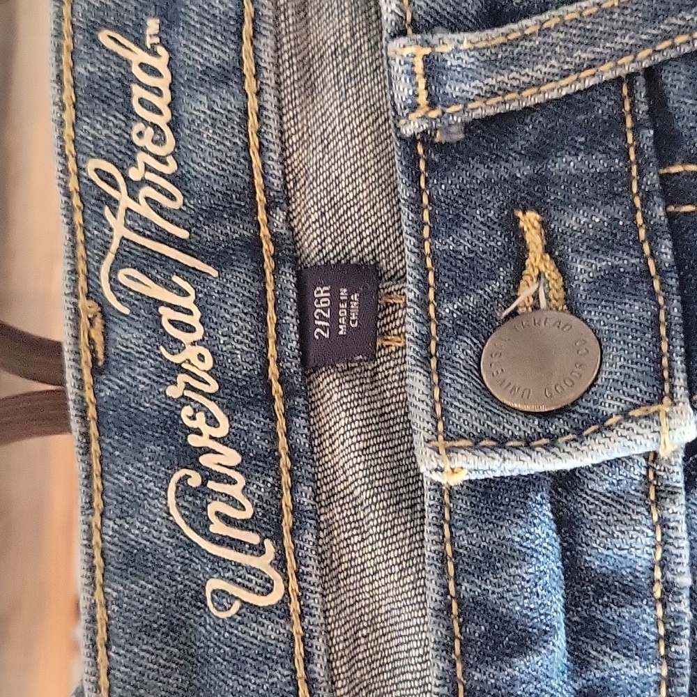 Universal Thread Jean Shorts - Picture 3 of 3